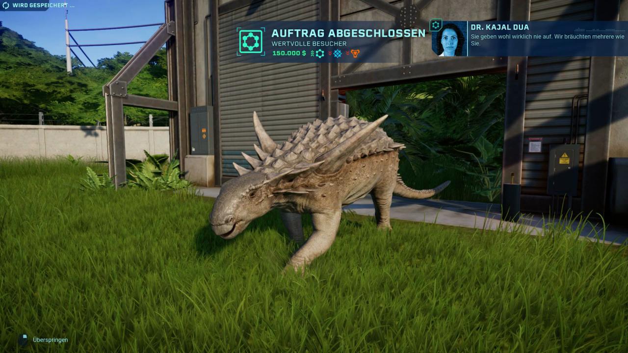 Ein neuer Dino stapft in sein Gehege.