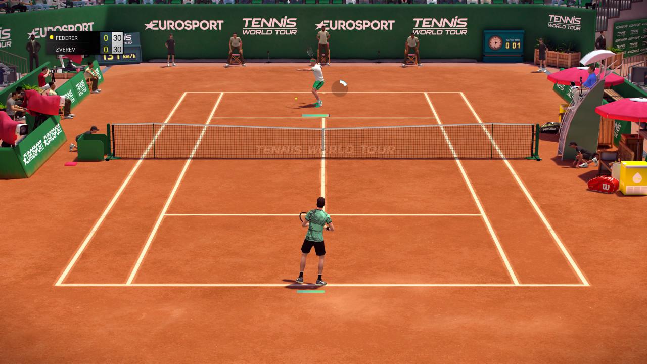 [06/06/2018] Selten dämlich: Bei einem Angriffschlag in das Feld hineinzurücken ist ja okay, doch bei Tennis World Tour stehen die KI-Spieler gerne mal für längere Zeit planlos an der T-Linie herum.