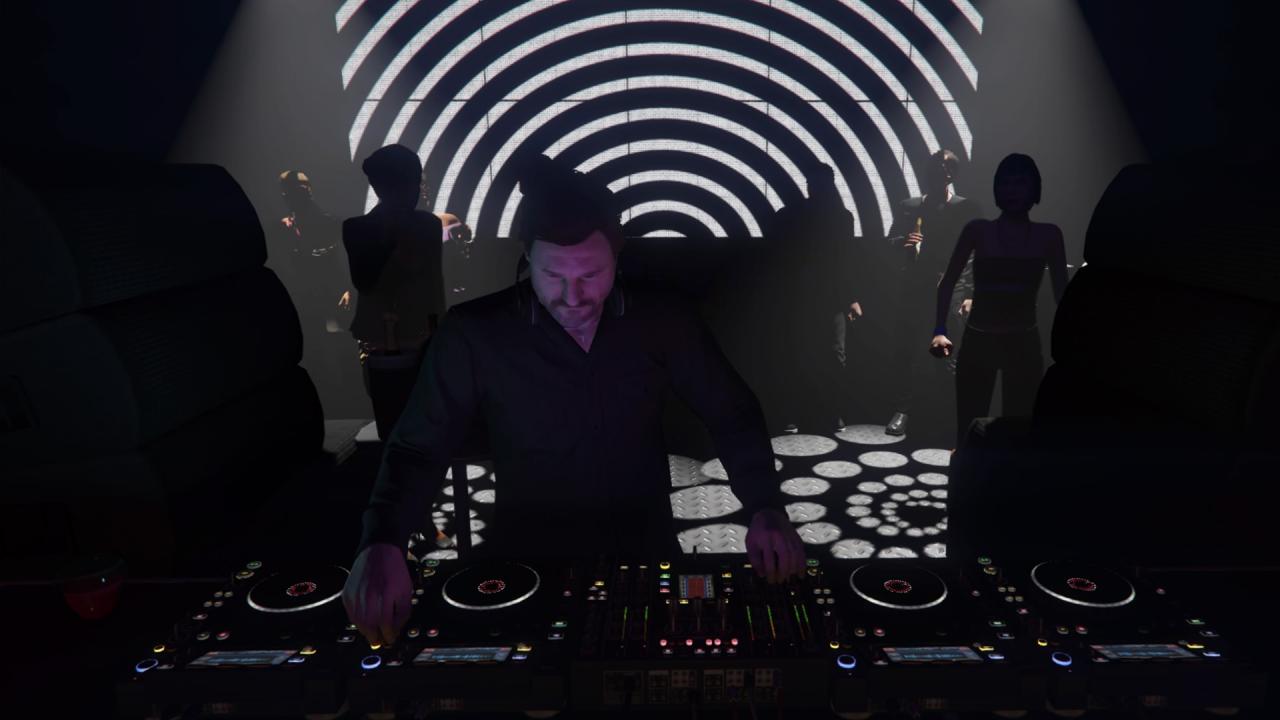Einen DJ anheuern, der im Nachtclub auflegt.