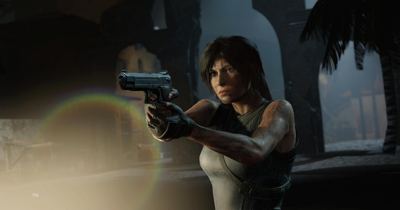 Ikone Lara Croft im neuen Shadow of the Tomb Raider samt Handfeuerwaffe.