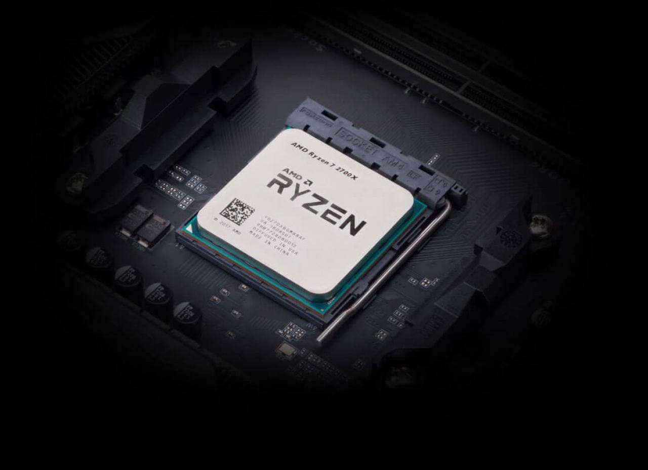 [26/10/2018] Hier steckt ein Ryzen 7 2700X in einem Mainboard-Sockel.