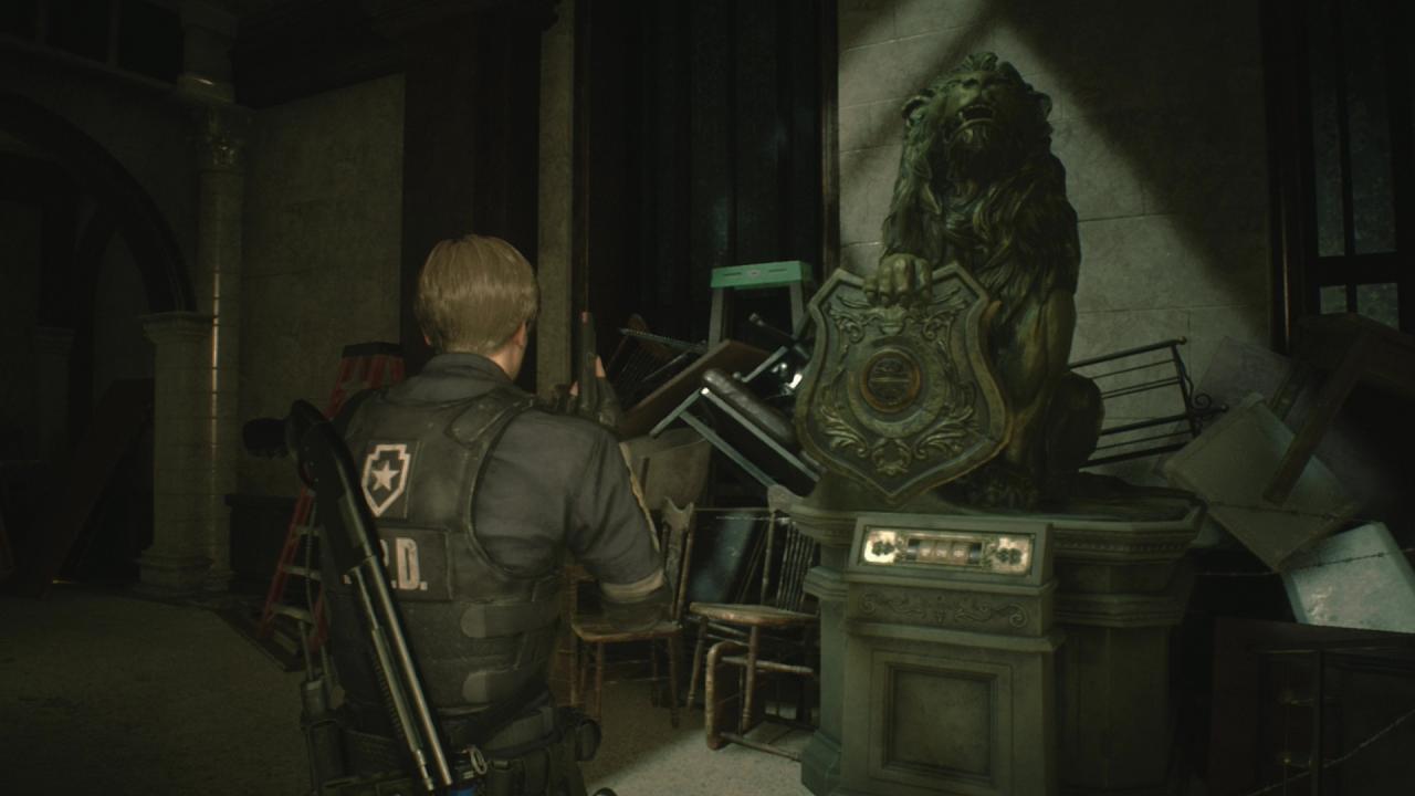 [24/01/2019] Resident Evil 2 Remake: Die Löwenstatue im ersten Stock im Foyer.