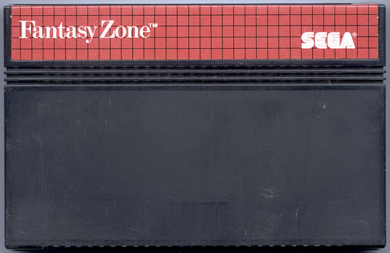 [25/04/2019] Der Arcade-Shooter Fantasy Zone aus dem Jahr 1986 gilt als das erste Modul-Spiel für das Sega Master System. Opa-Opa, die Hauptfigur von Fantasy Zone, taucht in zahlreichen anderen Sega-Spielen wie beispielsweise Alex Kidd, Phantasy Star Online oder Zillion auf.