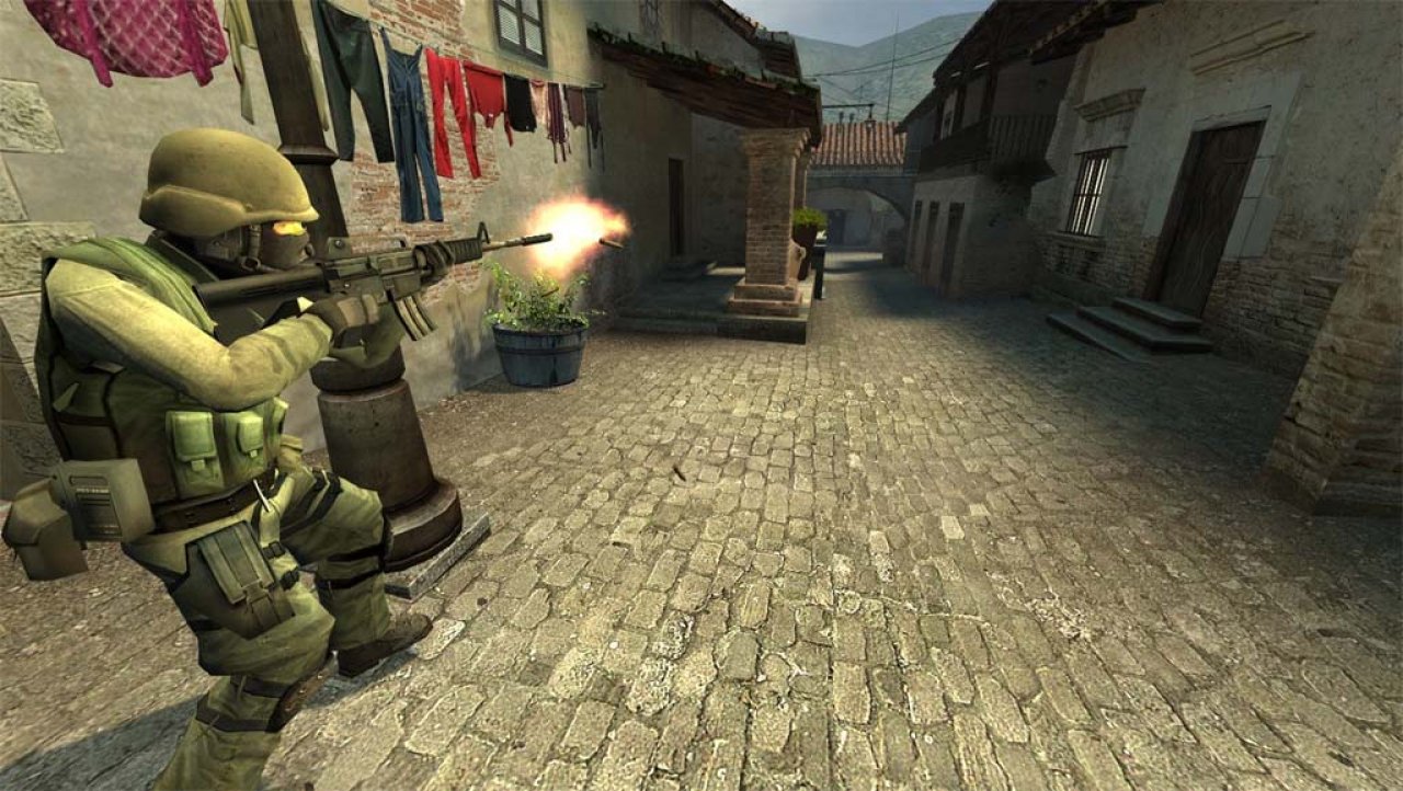 [28/06/2019] Vor seiner Veröffentlichung als Standalone-Produkt erschien Counter-Strike: Source im Bundle mit Half-Life 2. Ein cleverer Marketingschachzug, der dem Spiel eine solide Nutzerbasis bescherte.