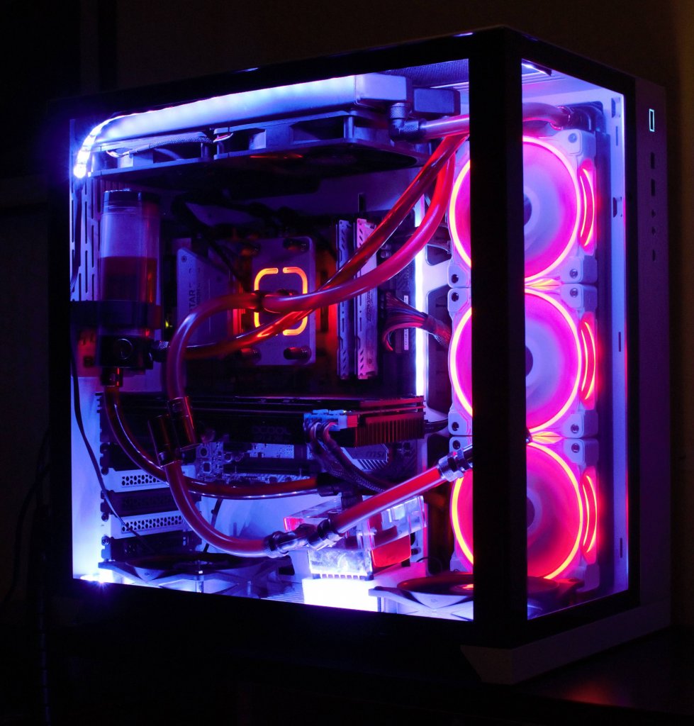 [30/08/2019] Lian Li PC O11 Dynamic bei Nacht 06