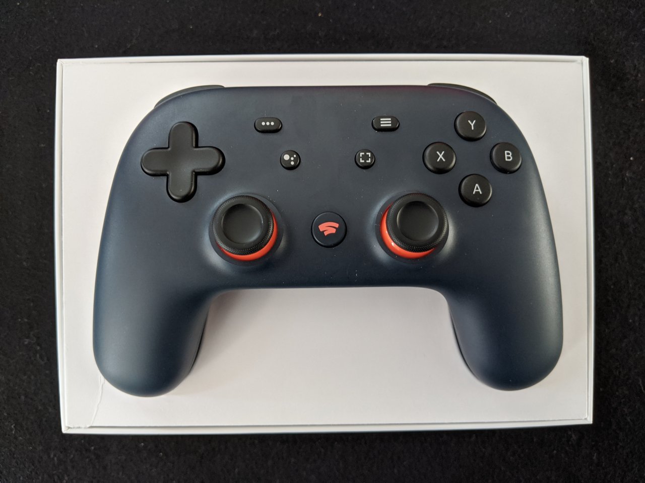 [14/11/2019] Google Stadia: Unboxing - das steckt in der Founder's Edition für Vorbesteller! (1)