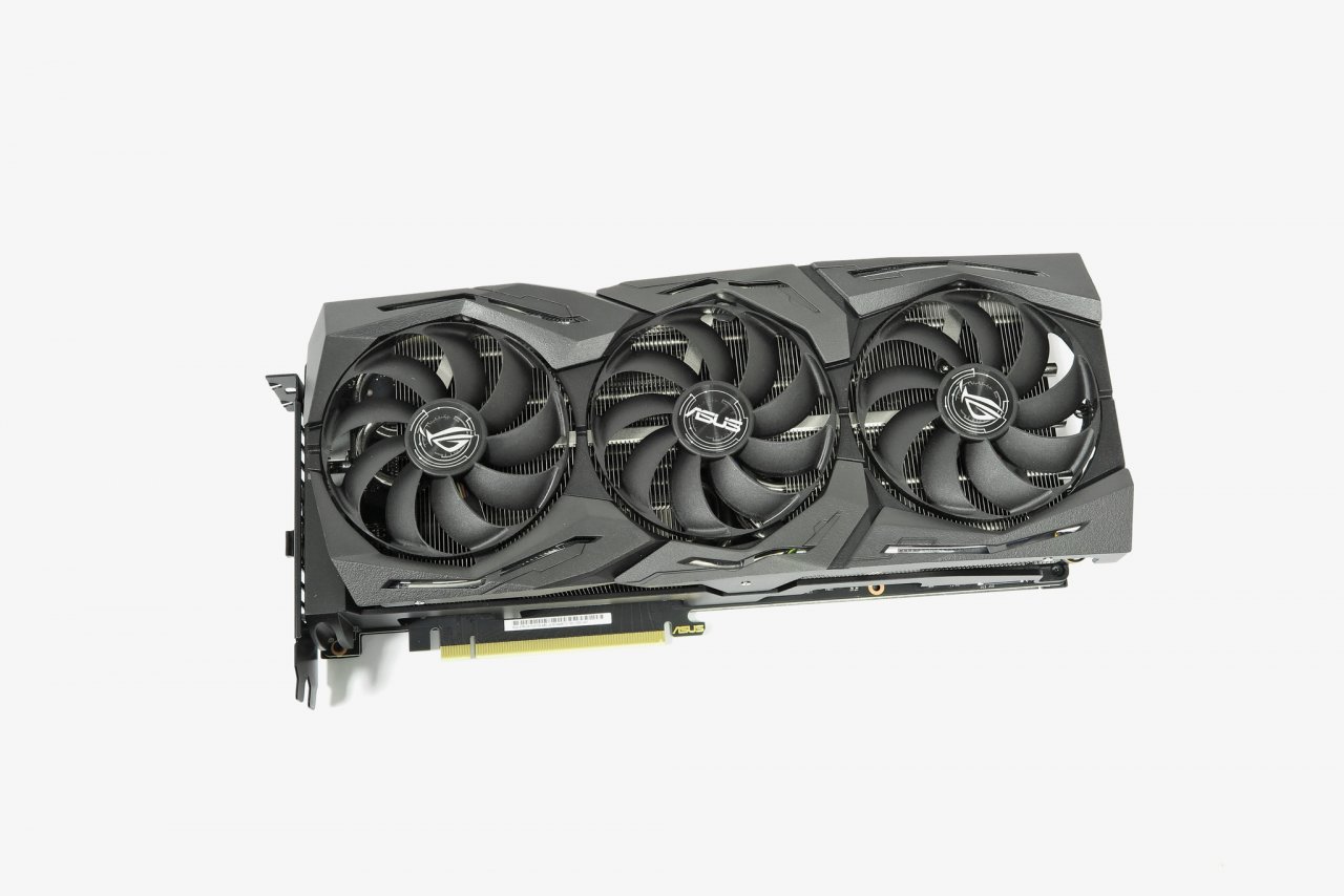 [20/12/2019] Eine neue Grafikkarte wie beispielsweise diese Asus ROG GeForce RTX 2070 Super bringt euch in der Regel auch in Verbindung mit älteren CPUs auf einen sehr guten Stand, um aktuelle Games zu genießen.