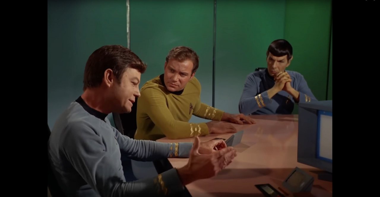 [16/10/2020] Man hört von Kirk selten Ansprachen, ohne das typische Overacting – wenn es jedoch so weit ist, dann schnallt euch an, denn Shatner ist ein begabter Redner! &nbsp;