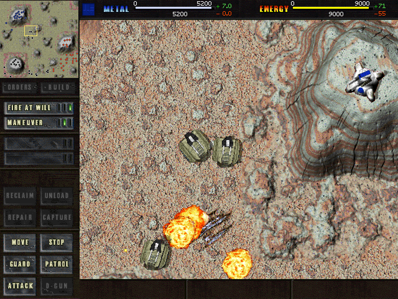 [03/09/2021] Vorreiter in Sachen Spieltiefe: Höhenunterschiede wirken sich in Total Annihilation (1997) unter anderem auf die Bewegungsgeschwindigkeit und die Sichtweite von Einheiten aus. Wer aus erhöhter Position angreift, hat zudem eine größere Schussreichweite.