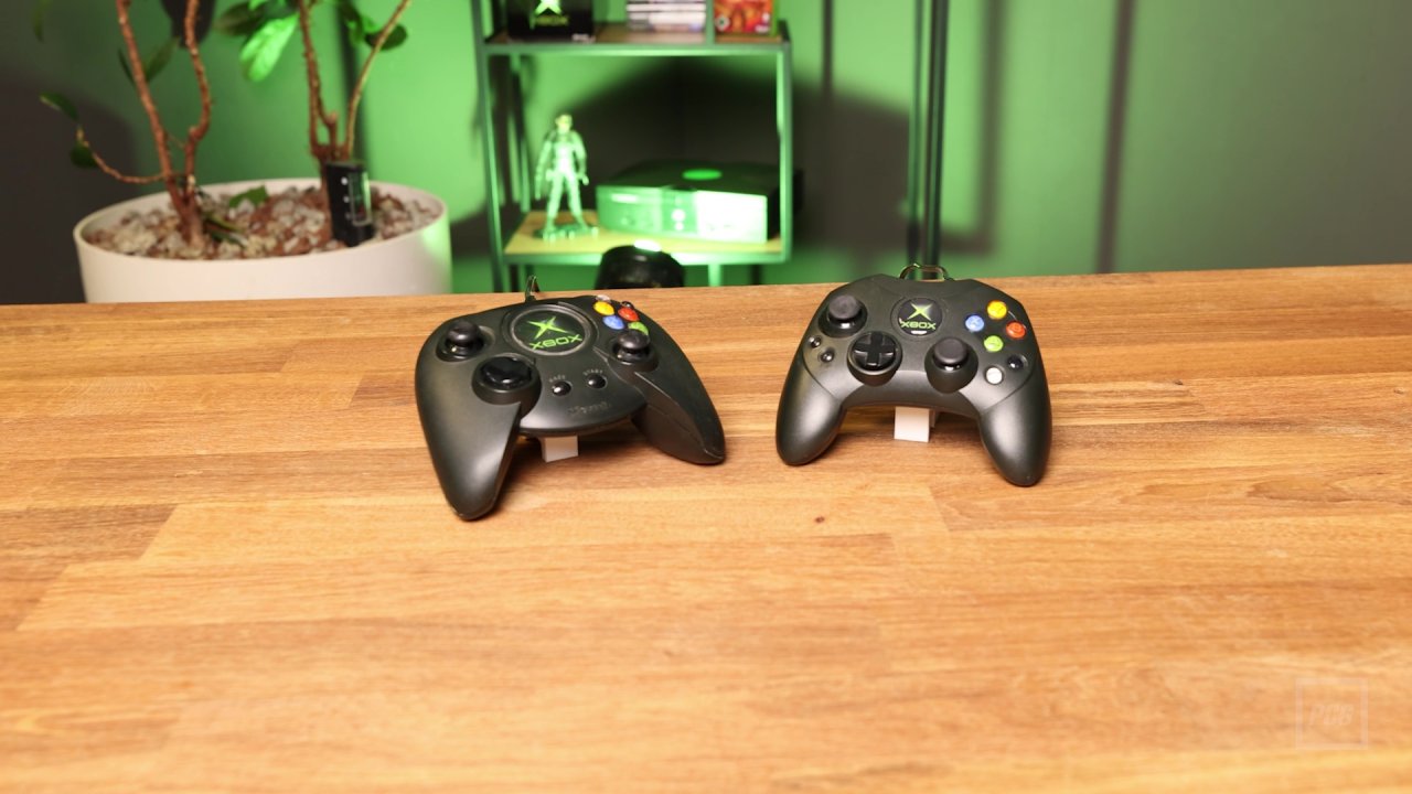 [26/11/2021] Eine Konsole, zwei Controller: Der eigentliche Controller der Xbox war der sogenannte 