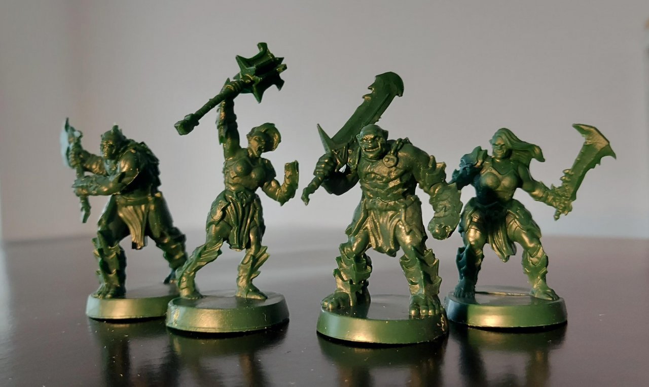 [22/02/2022] Monster wie diese Orks liegen in unterschiedlichen Varianten vor.