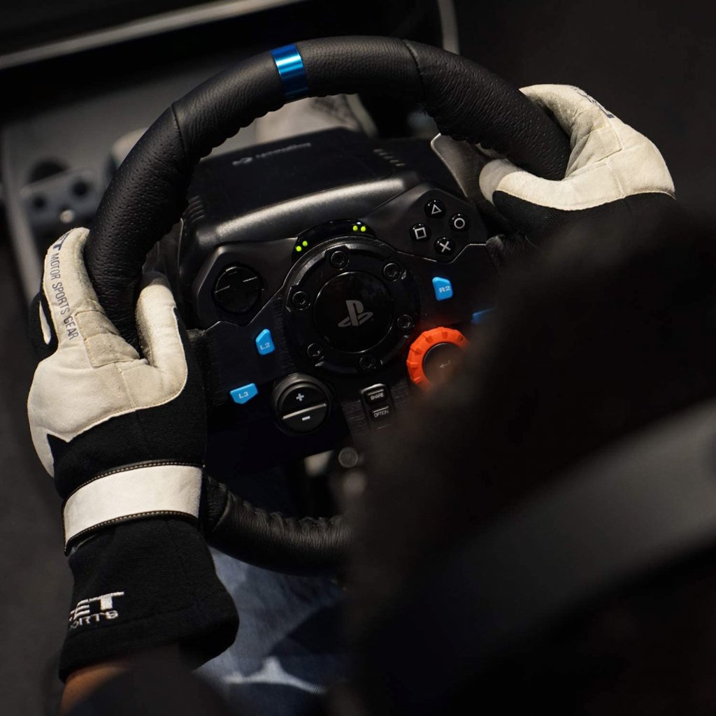 Das sehr gut für Gran Turismo 7 geeignete Logitech G29 Driving Force gibt es jetzt bei Amazon 100 Euro günstiger.
