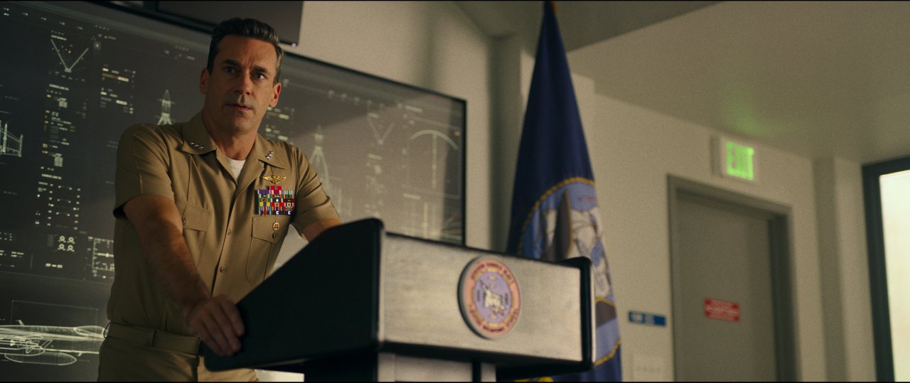 [13/05/2022] Jon Hamm&nbsp;in der Rolle des Vice Admiral Beau 