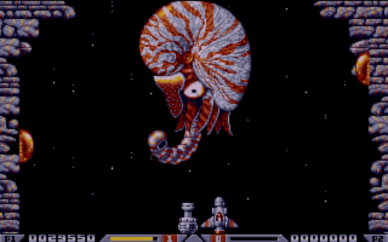 [20/09/2022] Xenon 2 gehörte zu den wenigen gelungenen PC-Shoot'em-Ups der 1980er. Es konnte sowohl technisch als auch spielerisch locker mit den Versionen für Atari ST oder Amiga mithalten.