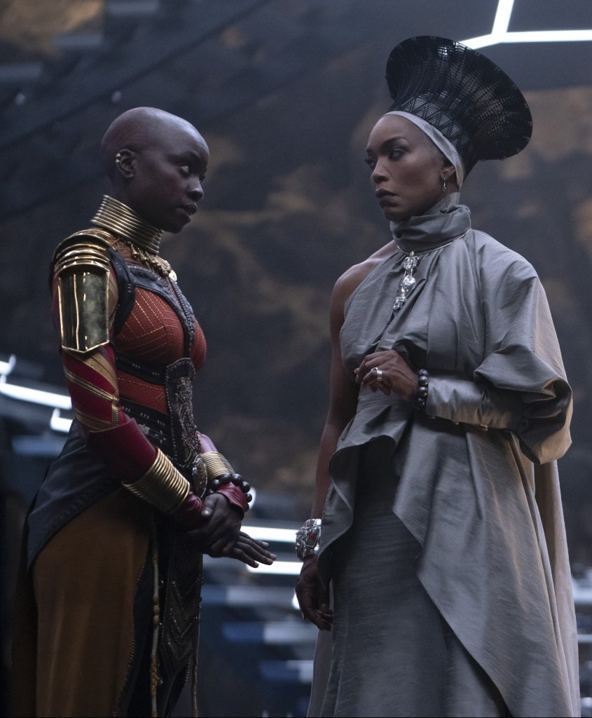 [09/11/2022] Black Panther: Wakanda Forever in der Filmkritik - Der Marvel-König der Phase 4 ist eine Wucht! (14)