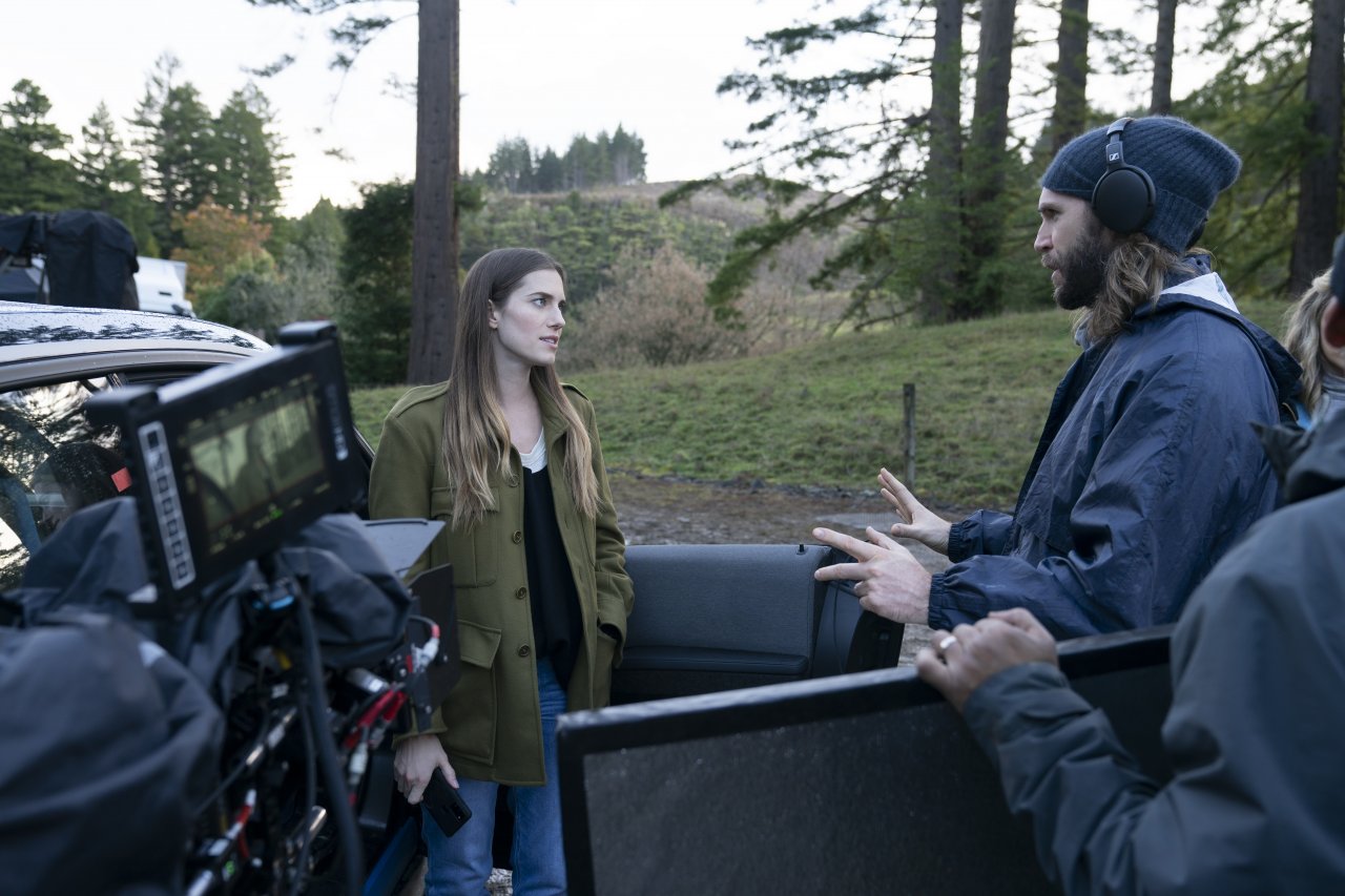 [17/01/2023] Hauptdarstellerin Allison Williams und Regisseur Gerard Johnstone bei den Dreharbeiten zu M3GAN.