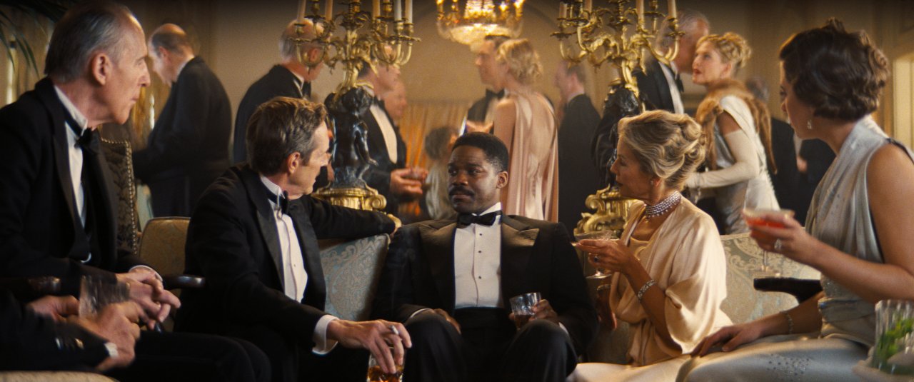 [18/01/2023] Babylon in der Filmkritik: Eine Bildgewalt, der nicht jeder standhalten wird - La La Land trifft Gatsby (10)