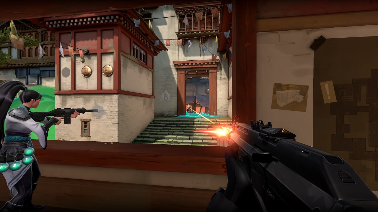 Spieler schießt mit seinem Gewehr.