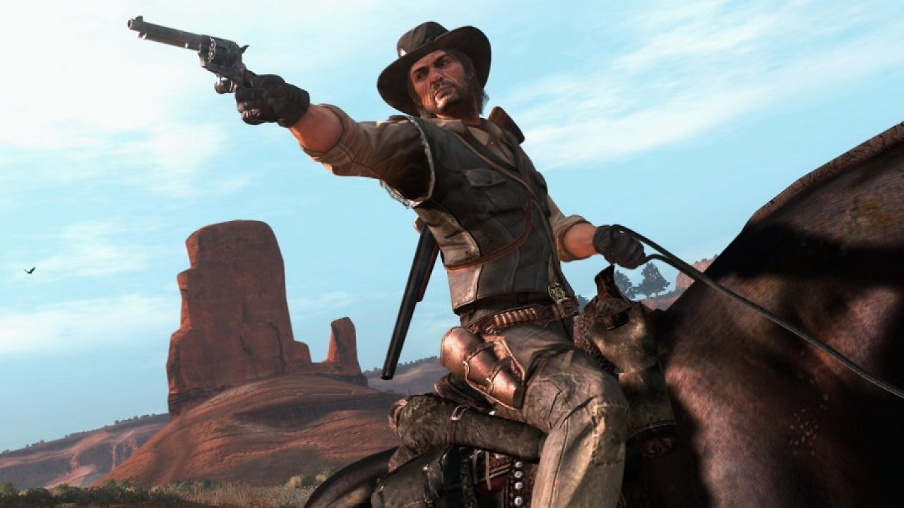 John Marston sitzt auf Pferd und zielt mit Revolver