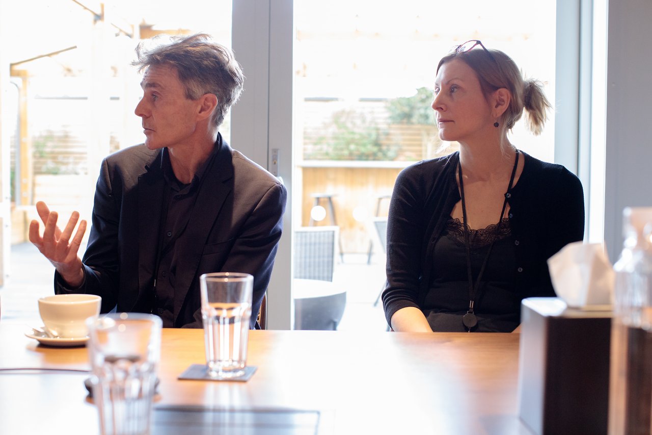 Professor Paul Fletcher, Neuroscientist an der Universität Cambridge & Lara Derham, Scriptwriter/Performance Capture Director Ninja Theory