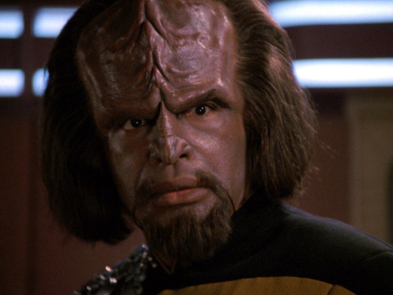 Worf bucht einen Sabbatical im Klingonen-Kloster, um nagenden, religiösen Fragen auf den Grund zu gehen.
