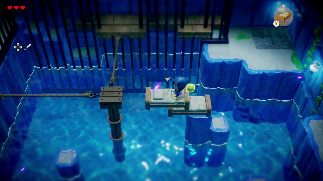 Zelda schichtet mehrere Betten übereinander, um einen Abgrund zu überwinden