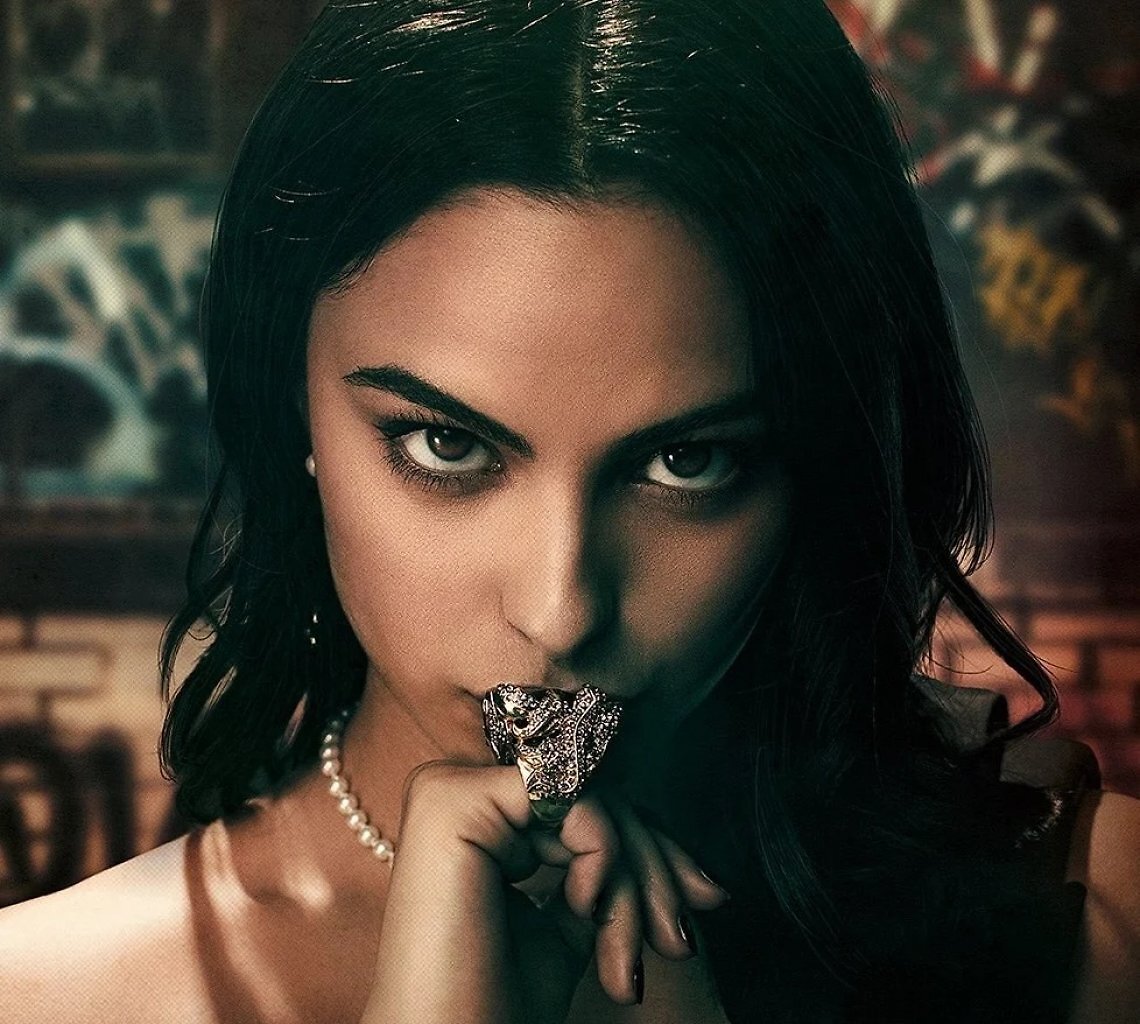 Teela-Schauspielerin Camila Mendes in der Serie Riverdale