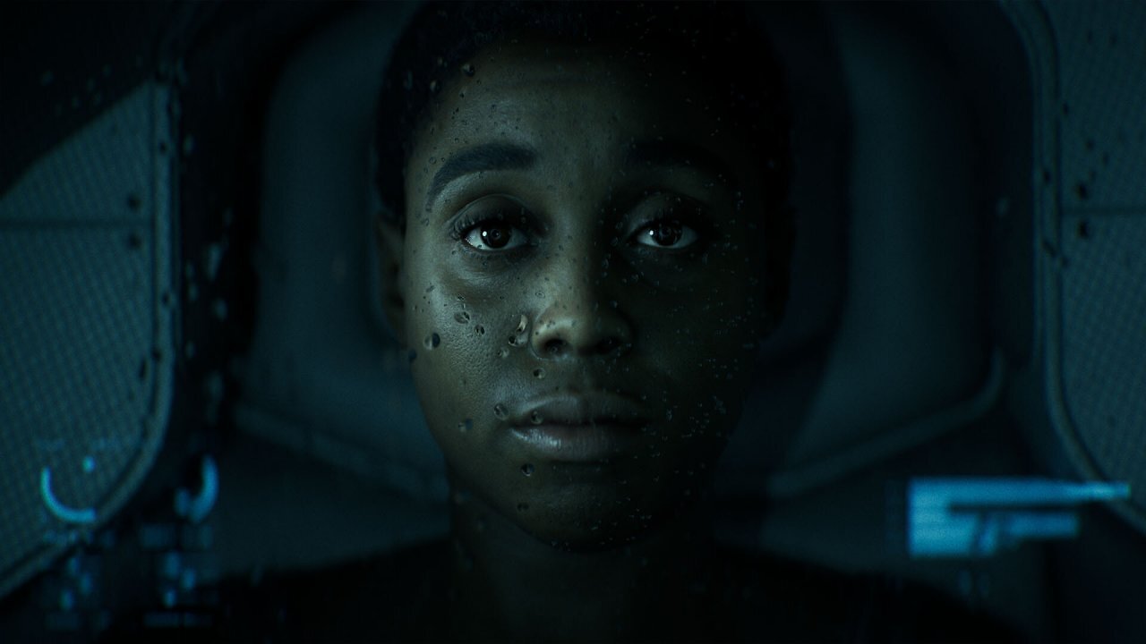 [29/08/2025] Lashana Lynch ist eine der Hauptfiguren im Spiel. Wir kennen die Schauspielerin unter anderem als Agentin Nomi aus James Bond 007: keine Zeit zu sterben.