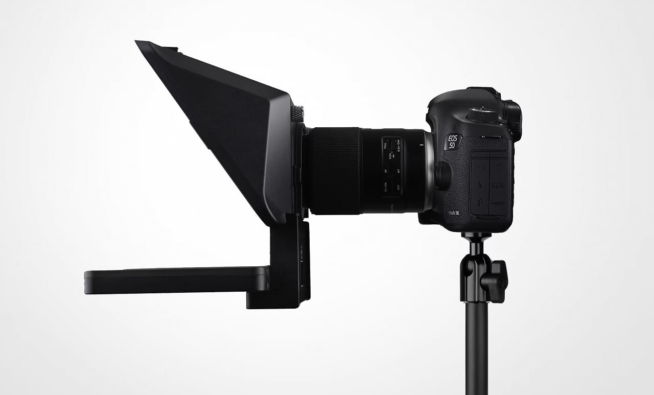 [24/10/2025] Der Elgato Prompter ist mit so gut wie jeder Kamera kompatibel.