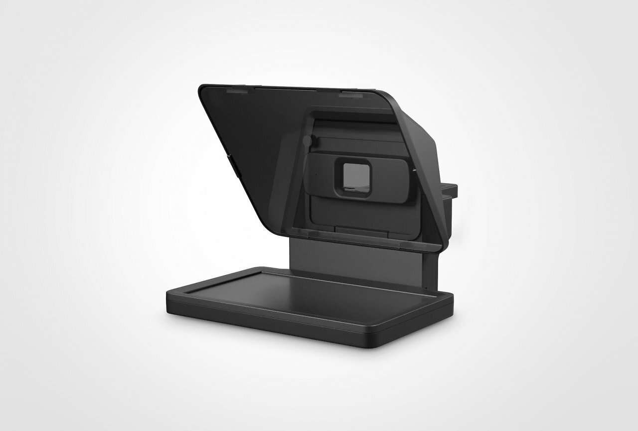 [24/10/2025] Die Kombination aus Display und halbtransparentem Spiegelglas erzeugt die Prompter Magie.