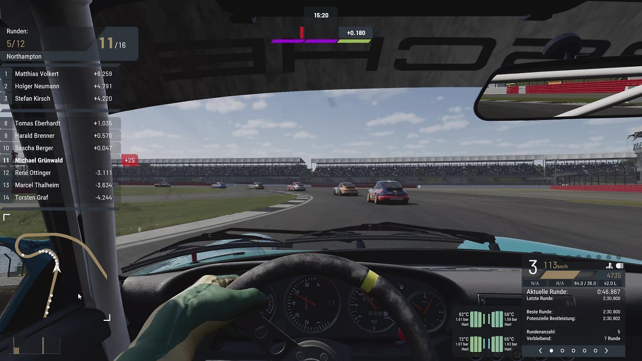 [25/11/2025] Von innen sehen die Fahrzeuge klasse aus: Vom klassischen Porsche über moderne GT3-Fahrzeuge bis hin zu den Hypercars von BMW, Porsche, Lamborghini und Co.