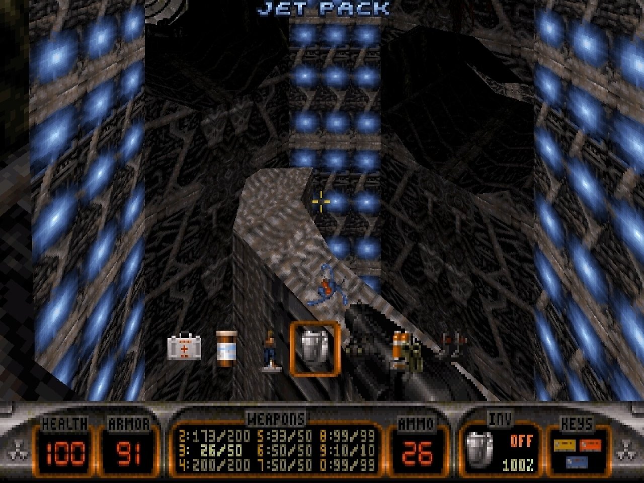 Anders als in Doom gibt's in Duke Nukem 3D ein Inventar. Dort bleiben eure Items, bis ihr sie wirklich braucht.
