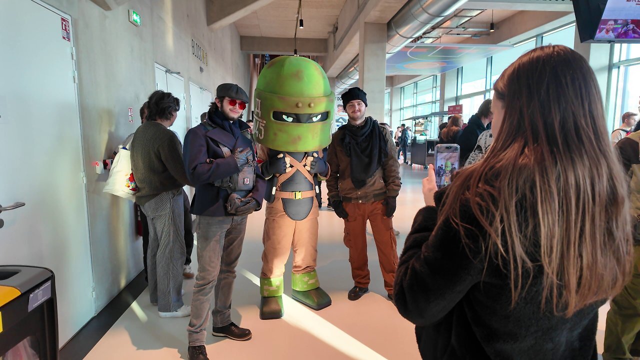 Fans machen Fotos.