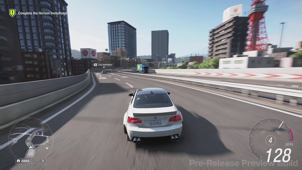 [02/04/2026] Wenn in den realen Großstädten so wenig Verkehr wäre wie in Forzas Tokio, gäbe es deutlich weniger Stress nach Feierabend.