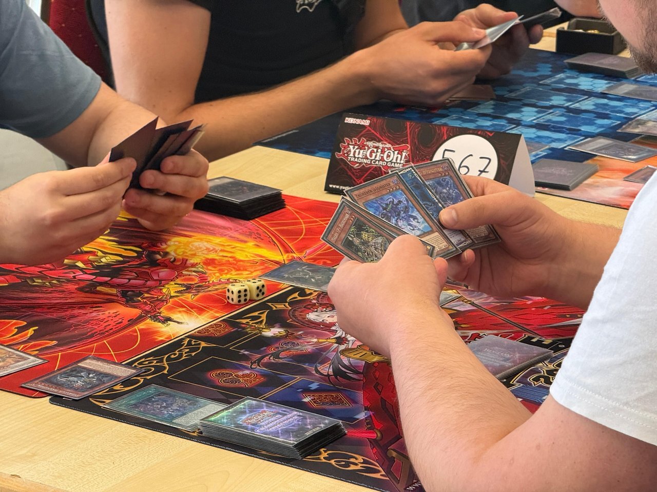 [15/06/2026] Das Spiel ist mittlerweile deutlich komplexer als noch vor einigen Jahren. Trotzdem reicht es nur ein paar wenige Karten zu kennen.