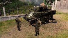 Geknackt: Dieser US-Panzer kassierte einen Heck-Volltreffer. 