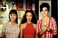 Pragmatisch: Sole (Lola Dueñas), Paula (Yohana Cobo) und Raimunda (Penelope Cruz) 