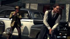 Mit unserer Komplettlösung zu L.A. Noire solltet ihr euch problemlos durch Rockstars neues Detektiv-Adventure rätseln können. Wir lösen alle 21 Fälle, geben Tipps & Tricks, reichen Cheats nach, sobald sie auftauchen und zeigen die Locations der Filmrollen und Zeitungen in L.A. Noire.