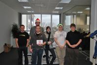 Die Games-Aktuell-Redaktion wünscht frohe Weihnachten: Andy, Matti, Thomas, Katha, Lukas und Linus (von links)