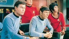 Star Trek Crew im Raumschiff