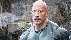 Dwayne Johnson zeigt sich durchtrainiert.