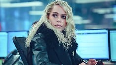 Billie Piper in der Netflix-Serie Scoop