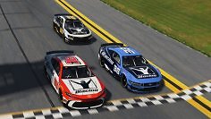 iRacing spaltet die Sim-Szene: Viele Fans fahren nichts anderes, andere verachten die Rennsimulation.