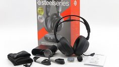 Das steckt im Lieferumfang des Steelseries Arctis Nova Pro Omni drin.