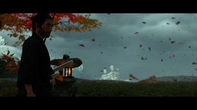 In Ghost of Tsushima wird die Bewegung im Hintergrund oft durch herumwirbelnde Blätter erzeugt.