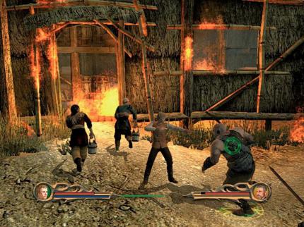Hilfsbereit: Während die Anwohner fleißig das Feuer löschen, halten wir ihnen den Rücken frei. (Xbox360) 