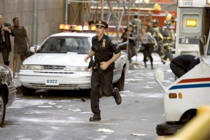Als alter Haudegen der New Yorker Polizei hat John McLoughlin (Nicolas Cage) schon viel erlebt. Auf den 11. September 2001 sind aber weder er noch seine Kollegen vorbereitet 