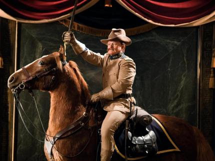 Theodor Roosevelt (Robin Williams) will helfen.