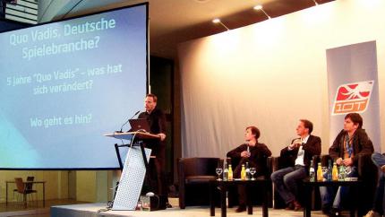 Arne Peters von Intel moderierte die Diskussion um die Zukunft der deutschen Entwickler-Szene. Und die sieht weitaus besser aus als in den Vorjahren. 