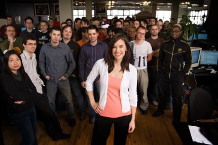 Jade Raymond (vorne) wird dank Assassin's Creed zu einer der bekanntesten weiblichen Spielemachern.